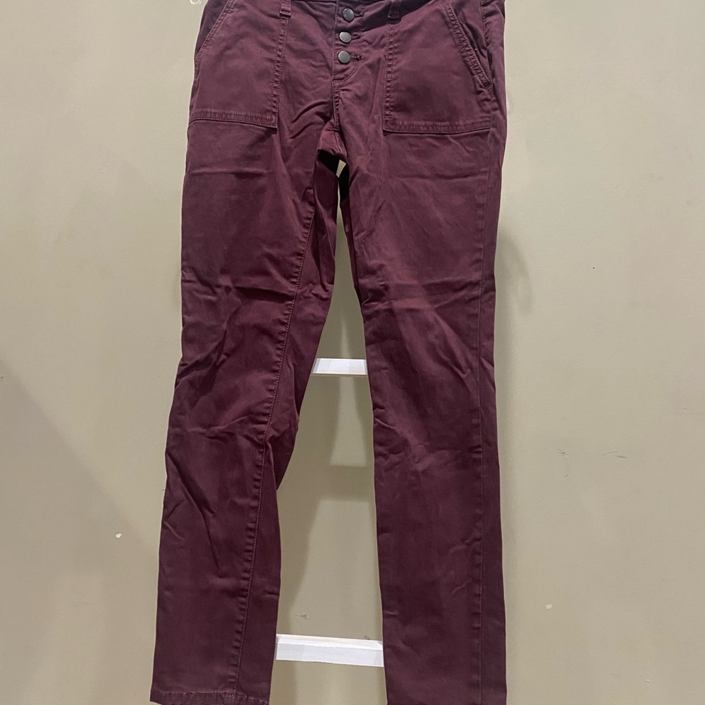 Universal Thread Burgundy Mid Rise Skinny Jeans Button Fly Women’s 2/26R 0219